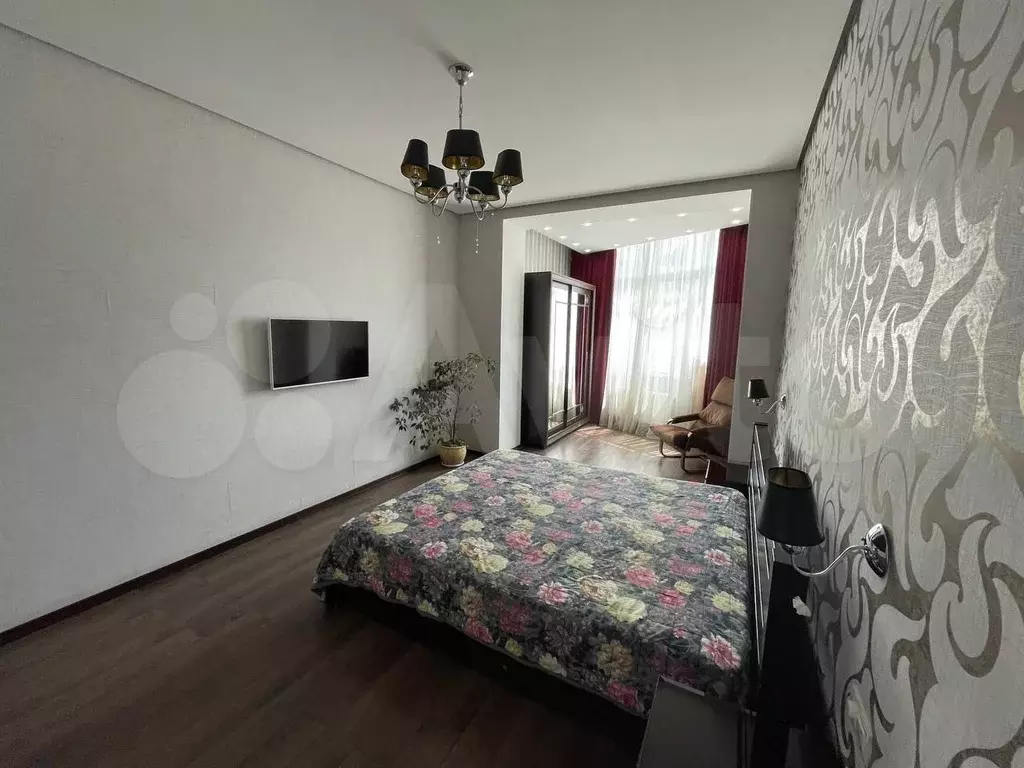 3-к. квартира, 100 м, 6/9 эт. - Фото 1
