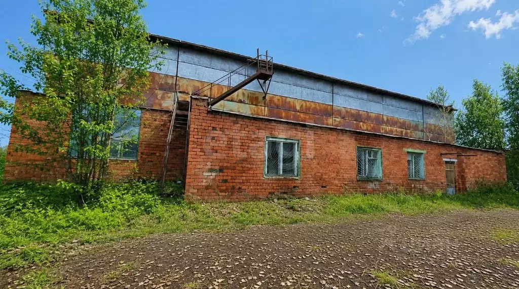 Склад в Чувашия, с. Батырево ул. Мичурина, 22 (765 м) - Фото 1