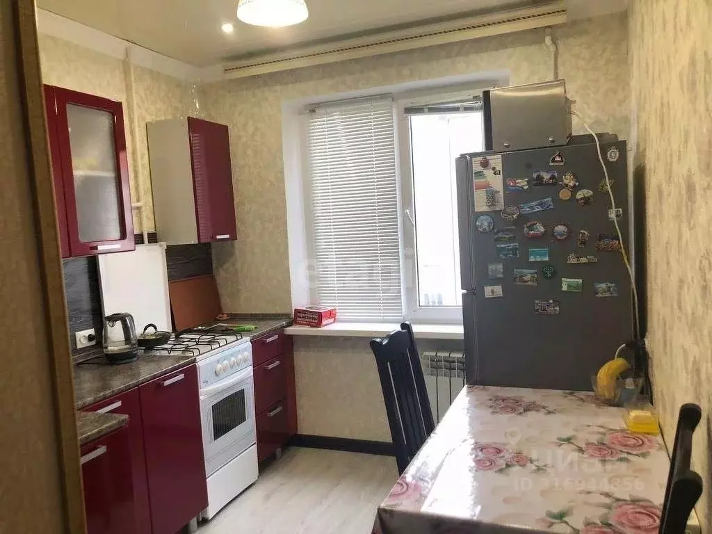 2-к кв. Карачаево-Черкесия, Черкесск Октябрьская ул., 336 (48.4 м) - Фото 0