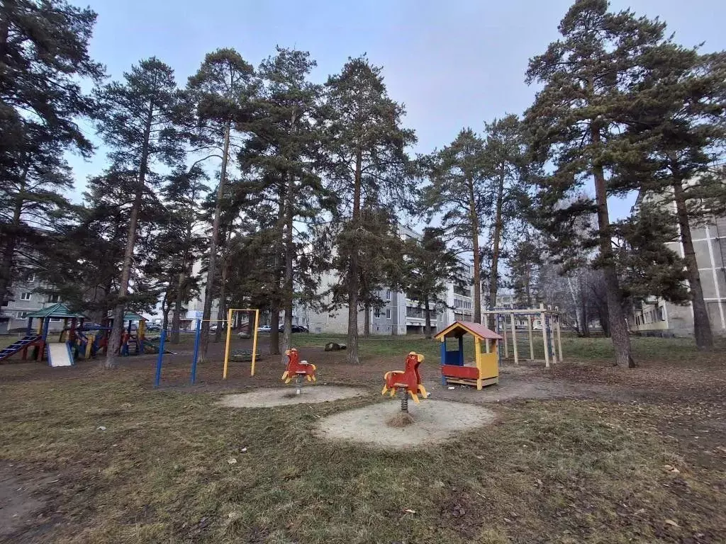 2-к кв. Свердловская область, Екатеринбург 32-й военный городок,  ... - Фото 1