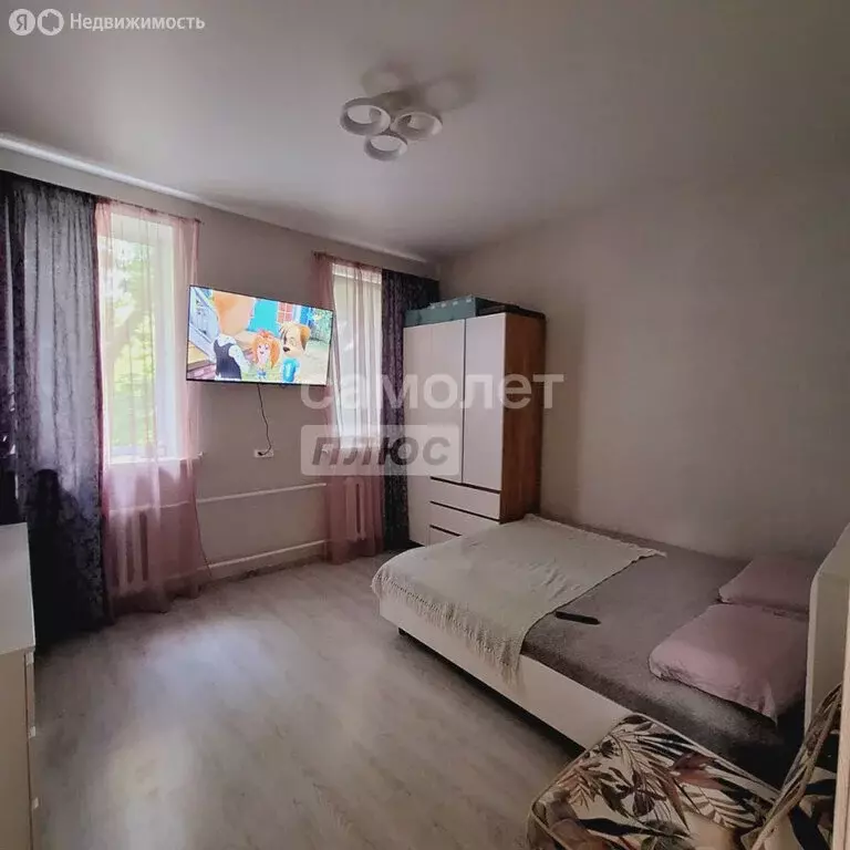 3-комнатная квартира: посёлок городского типа Быково, улица Чапаева, 3 ... - Фото 1
