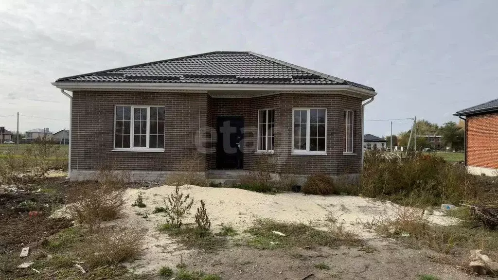 Дом в Ростовская область, Азовский район, Обильненское с/пос, пос. ... - Фото 1