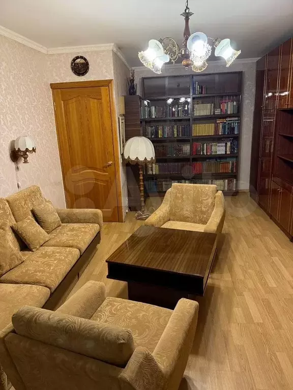 1-к. квартира, 40 м, 10/16 эт. - Фото 1