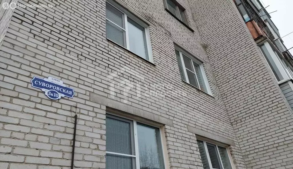 3-комнатная квартира: Петергоф, Суворовская улица, 3к10 (60.7 м) - Фото 1