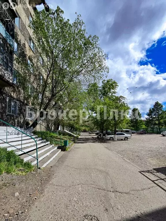 3-комнатная квартира: Кызыл, улица Кечил-Оола, 7Е (67.8 м) - Фото 0