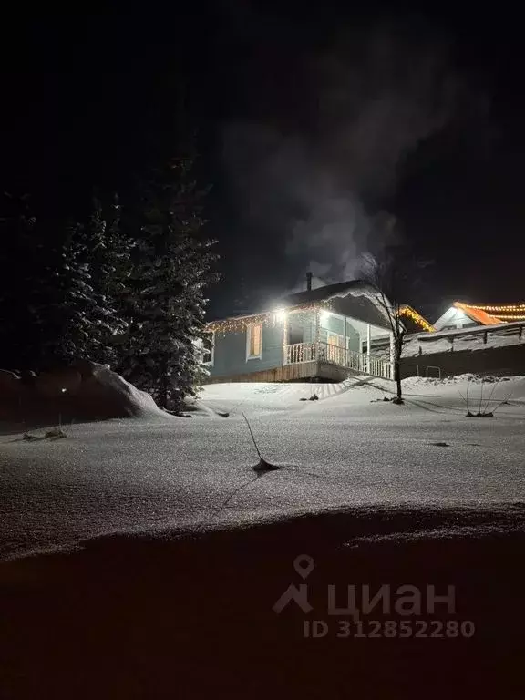 Дом в Кемеровская область, Таштагольский район, Шерегешское городское ... - Фото 1