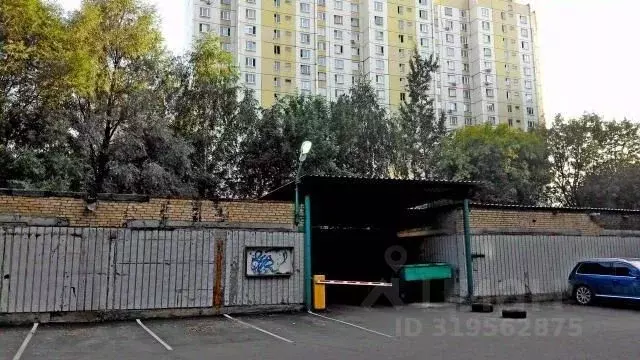 Гараж в Москва Херсонская ул., 35А (17 м) - Фото 1