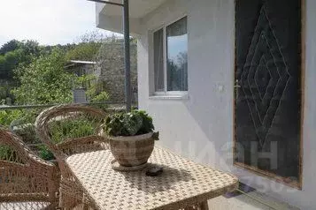 Дом в Крым, Алупка ш. Севастопольское, 67А (10 м) - Фото 1