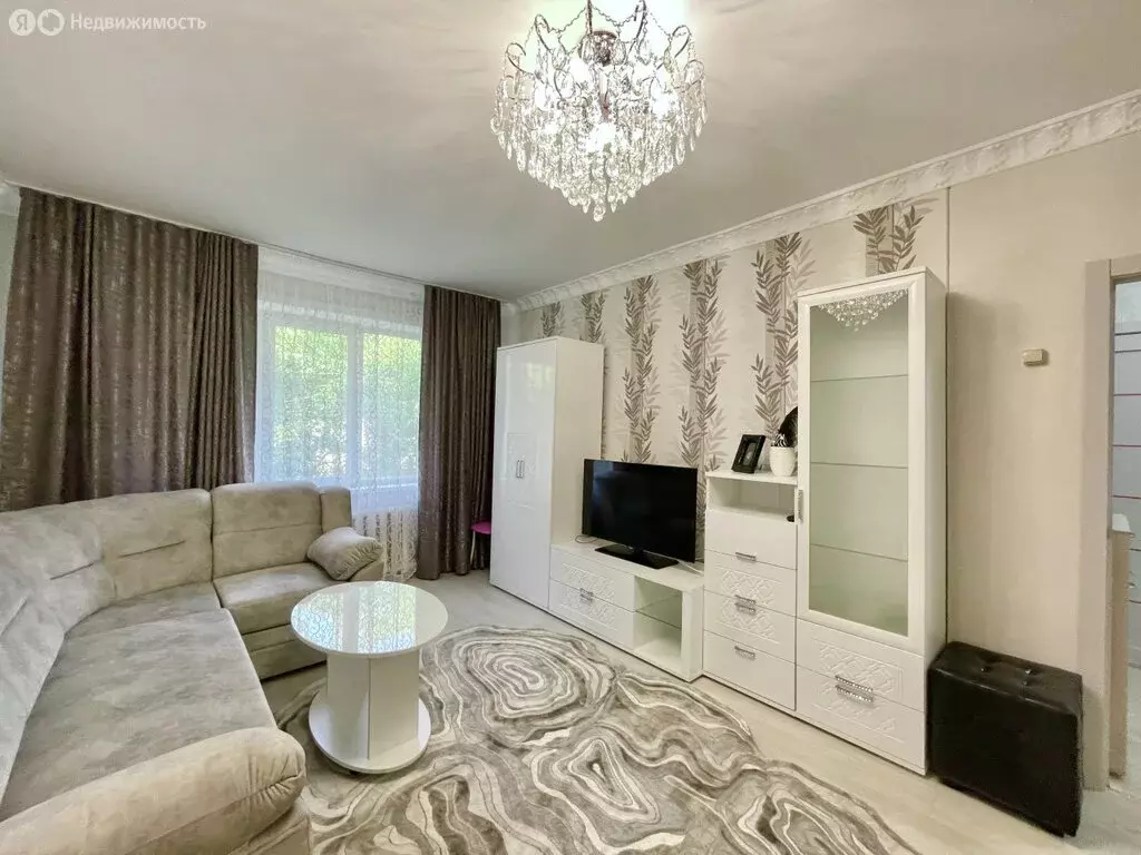 1-комнатная квартира: Первоуральск, улица 1 Мая, 5 (37.2 м) - Фото 0