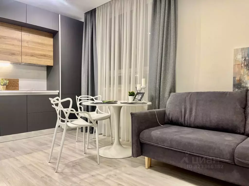 2-к кв. Свердловская область, Екатеринбург ул. Николая Островского, 2 ... - Фото 0