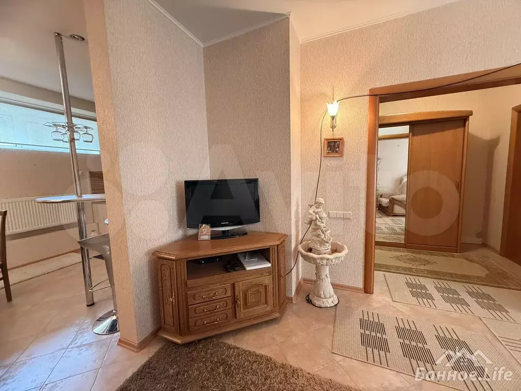 Таунхаус 50 м на участке 1 сот. - Фото 1
