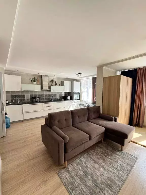 1-к кв. Татарстан, Казань просп. Ямашева, 35а (40.0 м) - Фото 0