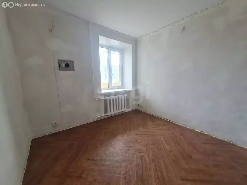 3-комнатная квартира: Тюмень, Комбинатская улица, 63 (57.3 м) - Фото 1