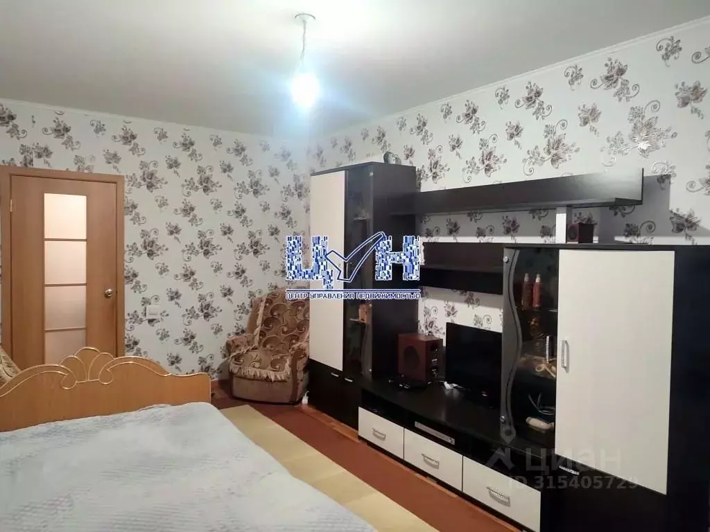 3-к кв. Курская область, Курск просп. Победы, 28а (79.0 м) - Фото 0
