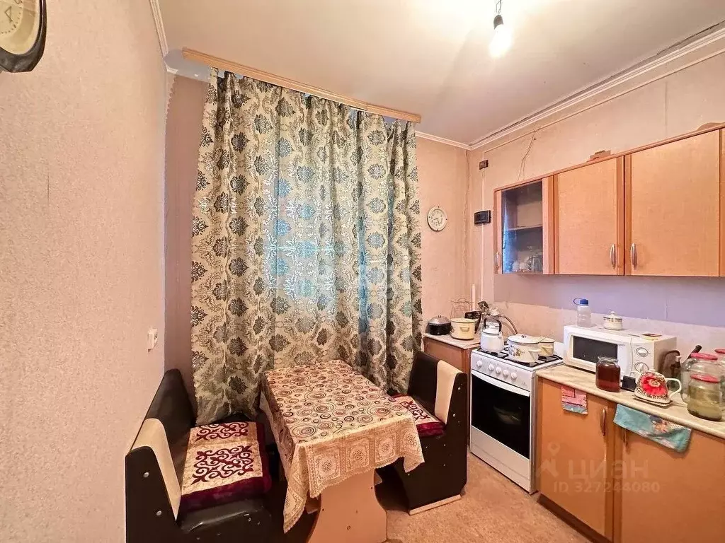 3-к кв. Ямало-Ненецкий АО, Пуровский район, Уренгой пгт, Геолог мкр 3 ... - Фото 1