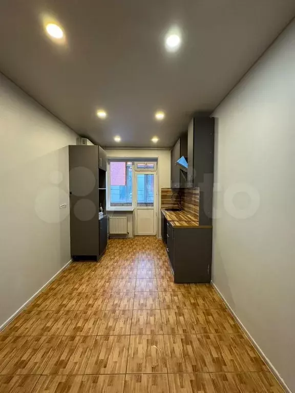 1-к. квартира, 43 м, 2/5 эт. - Фото 1