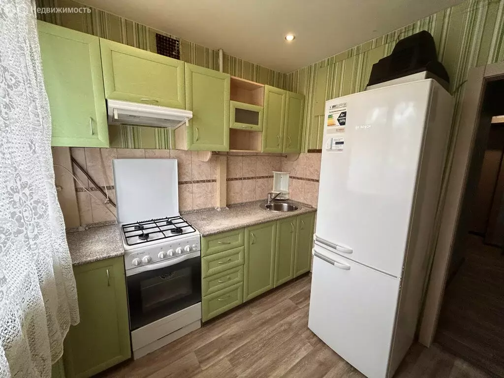 2-комнатная квартира: Киров, Октябрьский проспект, 87 (40 м) - Фото 0