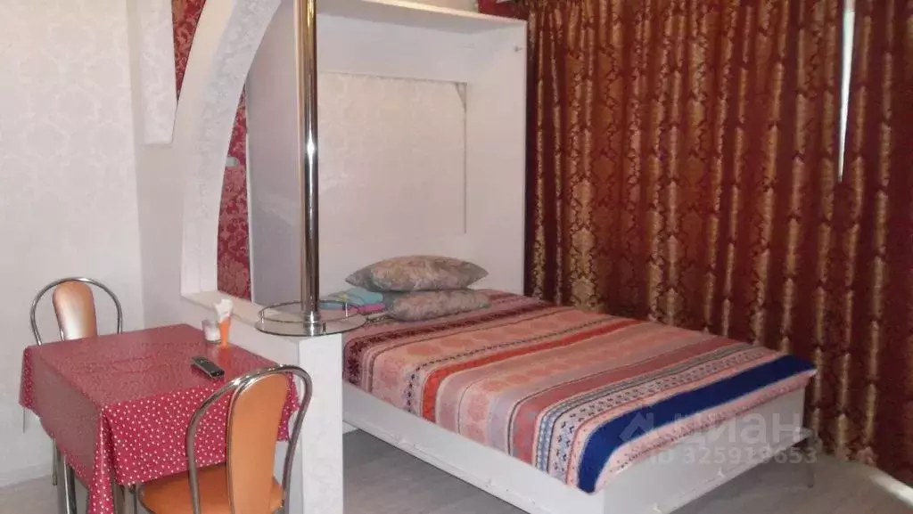 1-к кв. Башкортостан, Уфа ул. Набережная Моторостроителей, 15 (33.0 м) - Фото 2