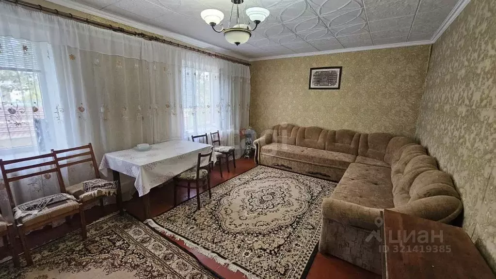 Дом в Крым, Советский район, Ильичевское с/пос, с. Восточное ул. ... - Фото 0