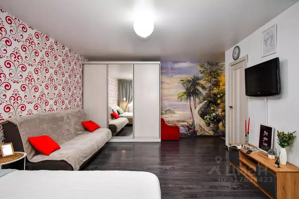 Студия Красноярский край, Красноярск ул. Красной Армии, 28 (32.0 м) - Фото 1