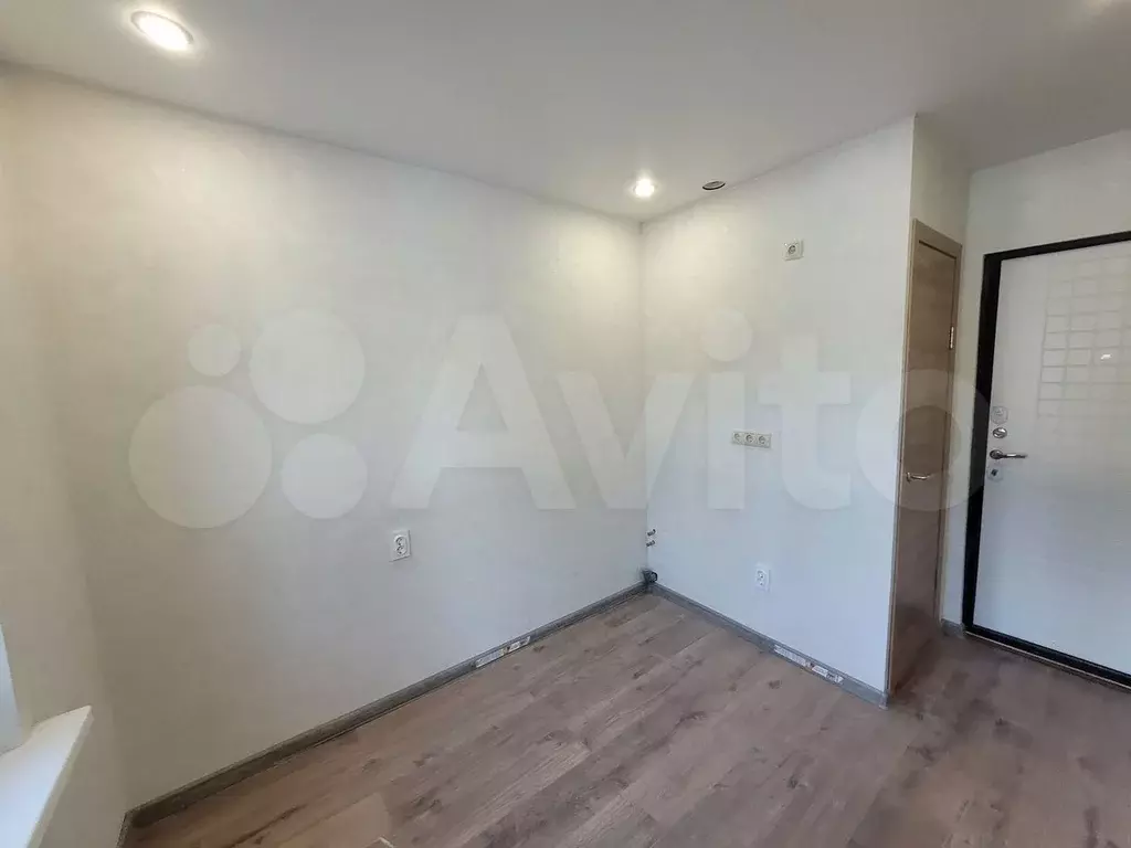 Квартира-студия, 10,6 м, 1/9 эт. - Фото 1