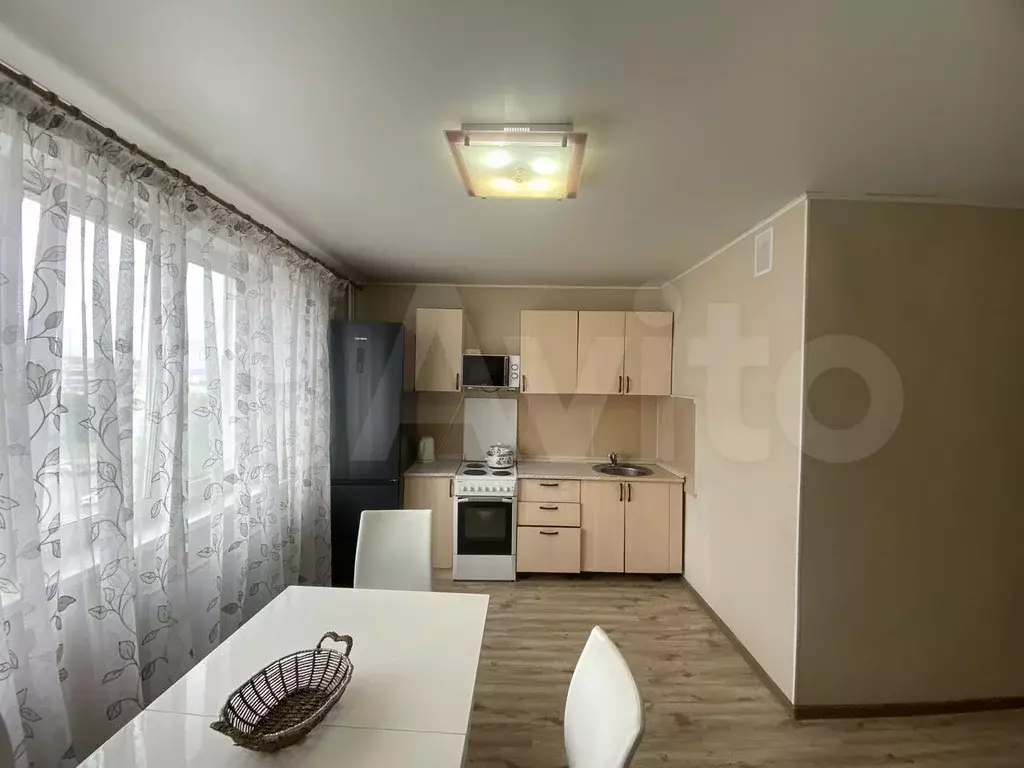 2-к. квартира, 68 м, 7/10 эт. - Фото 0