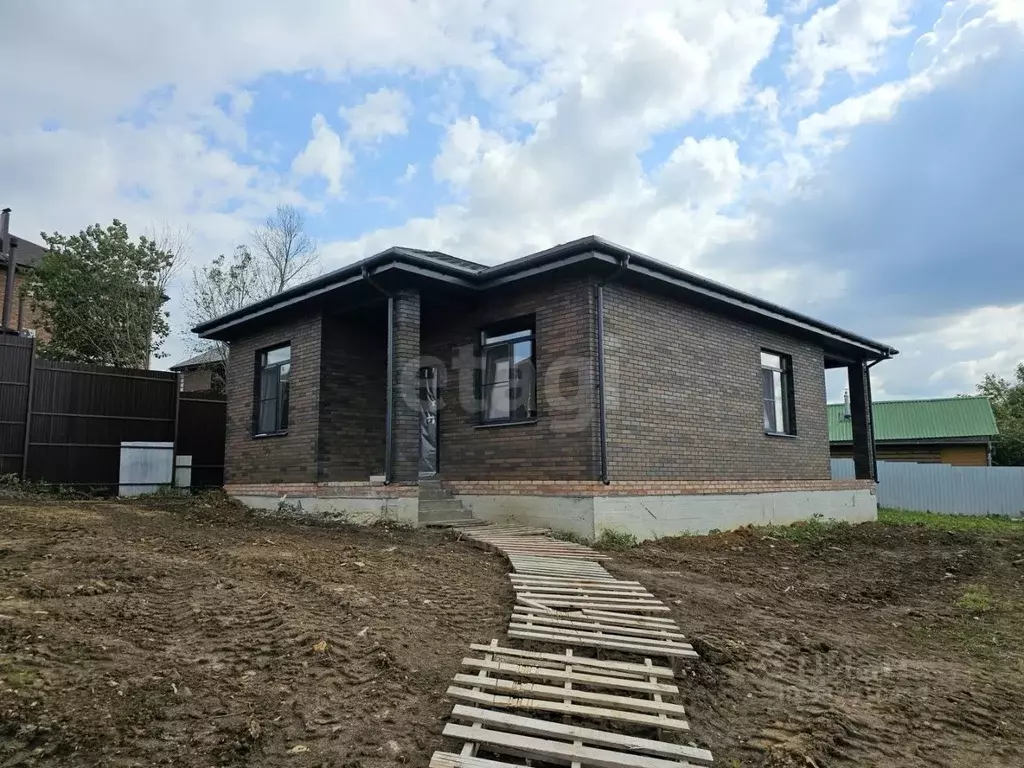 Дом в Тульская область, Тула проезд 1-й Бежковский, 10 (100 м) - Фото 1