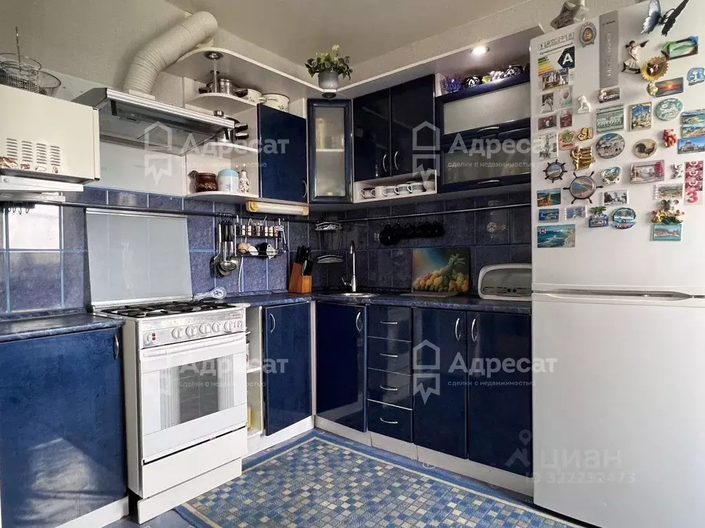 3-к кв. Волгоградская область, Волгоград ул. 2-я Караванная, 21 (67.4 ... - Фото 2