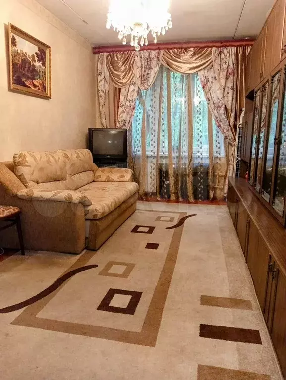 2-к. квартира, 45 м, 1/9 эт. - Фото 1