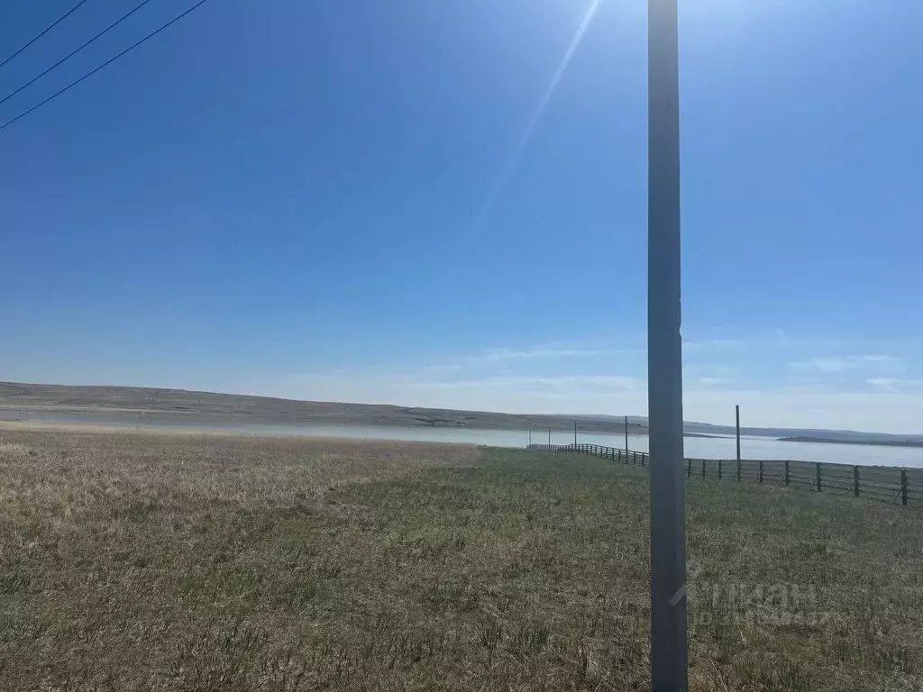 Участок в Хакасия, Ширинский район, Западный берег Малого Плеса озера ... - Фото 0