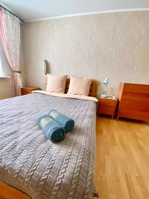 3-к кв. Сахалинская область, Южно-Сахалинск Хабаровская ул., 60 (62.0 ... - Фото 0