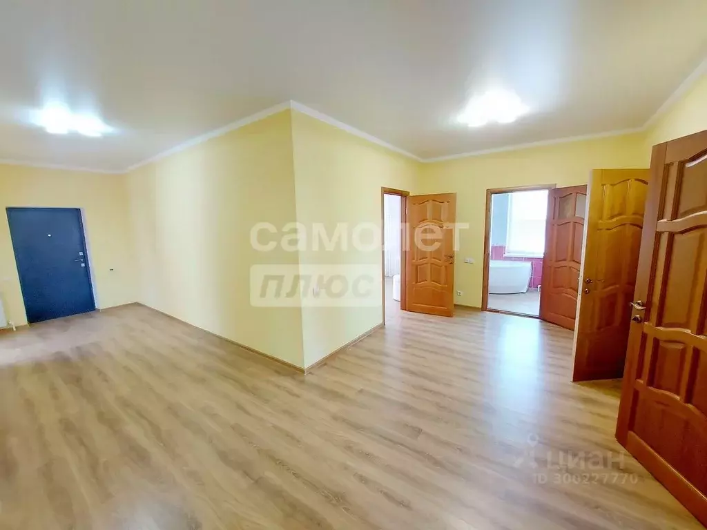 Коттедж в Оренбургская область, Оренбургский район, с. Нежинка ул. ... - Фото 1