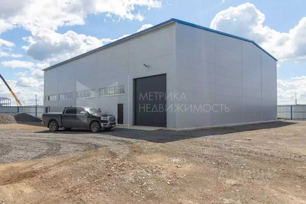 Помещение свободного назначения в Тюменская область, Тюмень 412 (763 ... - Фото 1