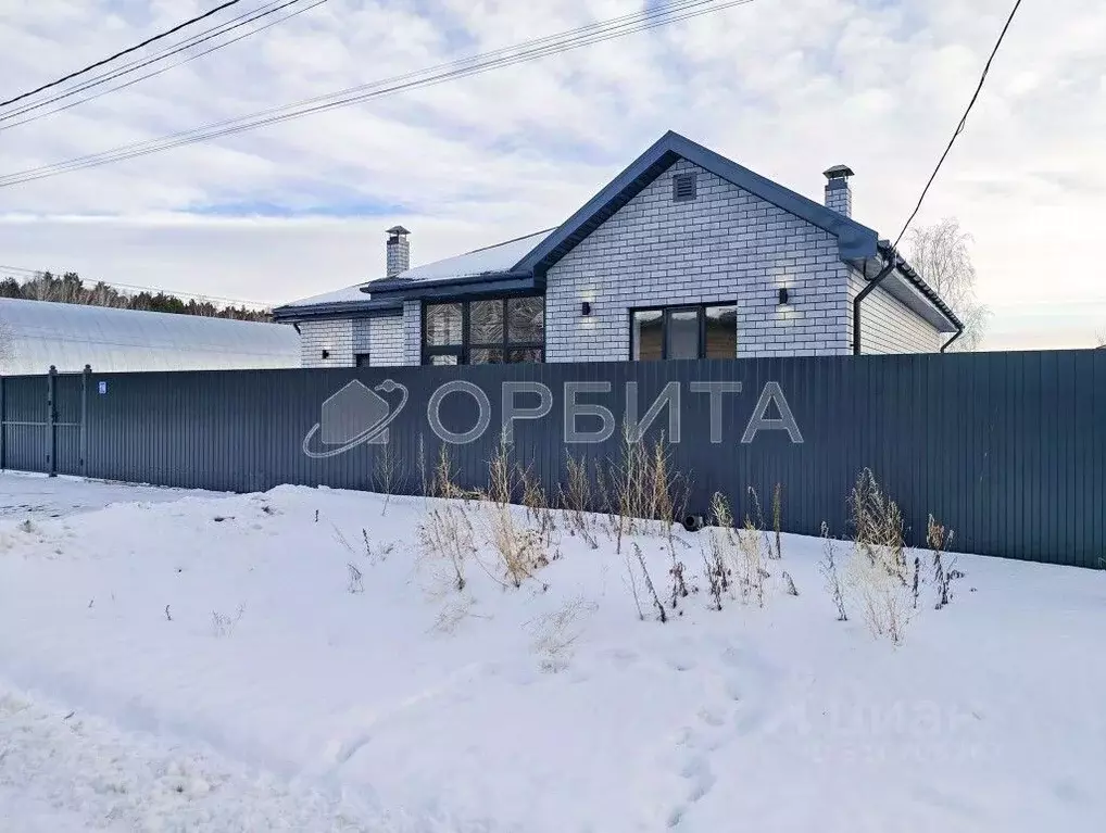 Дом в Тюменская область, Тюменский район, с. Ембаево ул. Тимура ... - Фото 1