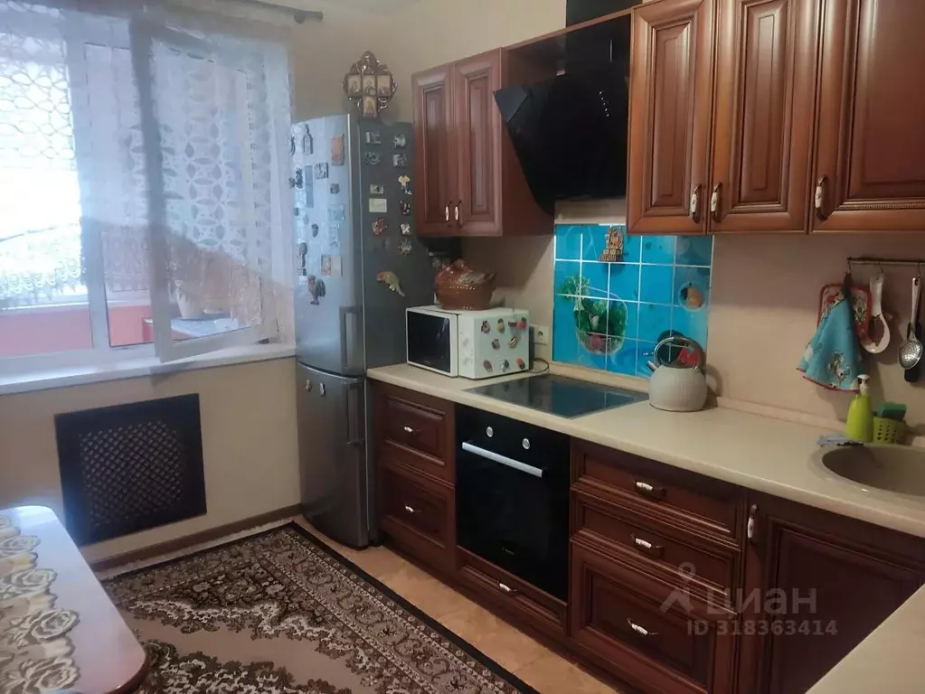 2-к кв. Саратовская область, Саратов Барнаульская ул., 2А (70.0 м) - Фото 2