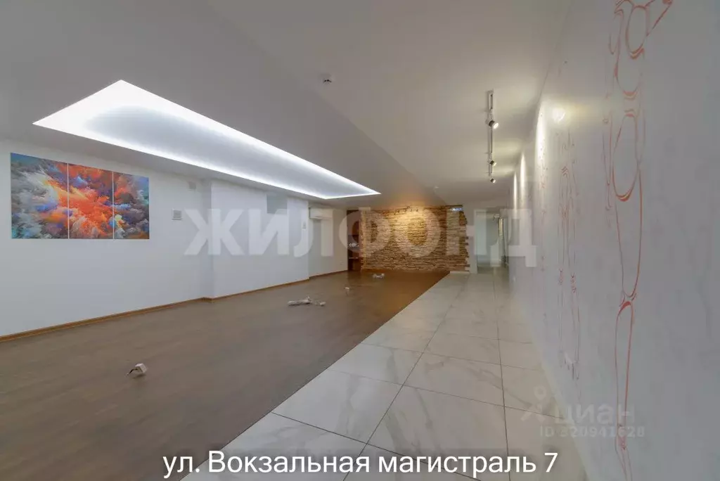 Помещение свободного назначения в Новосибирская область, Новосибирск ... - Фото 1