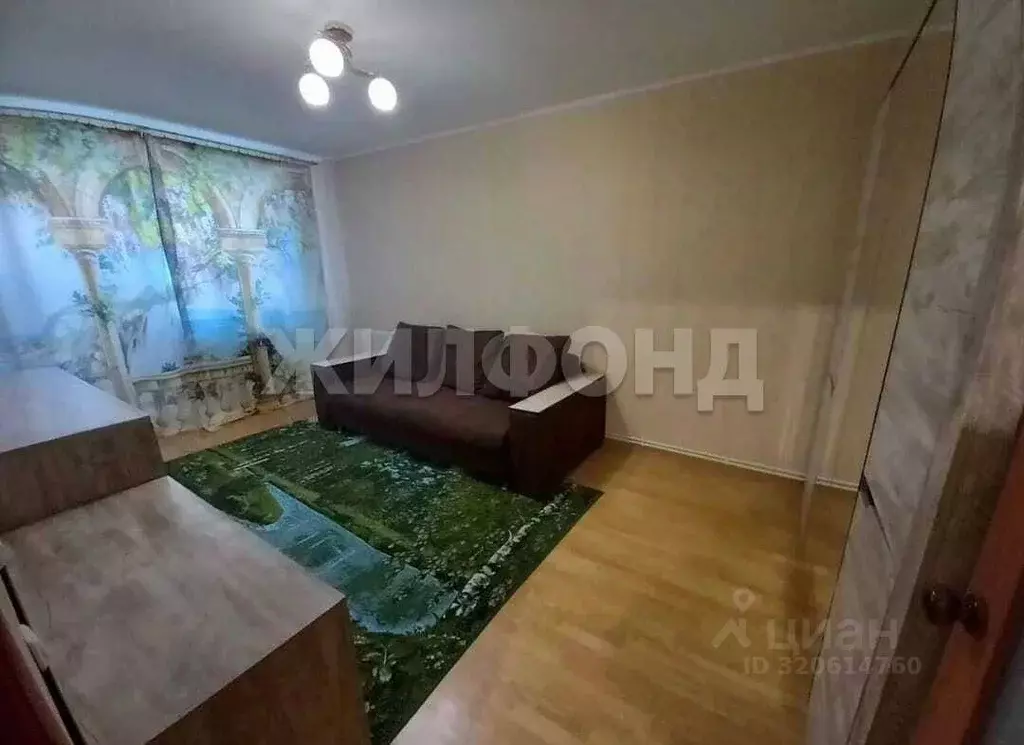 3-к кв. Белгородская область, Белгород ул. Есенина, 52 (72.0 м) - Фото 1