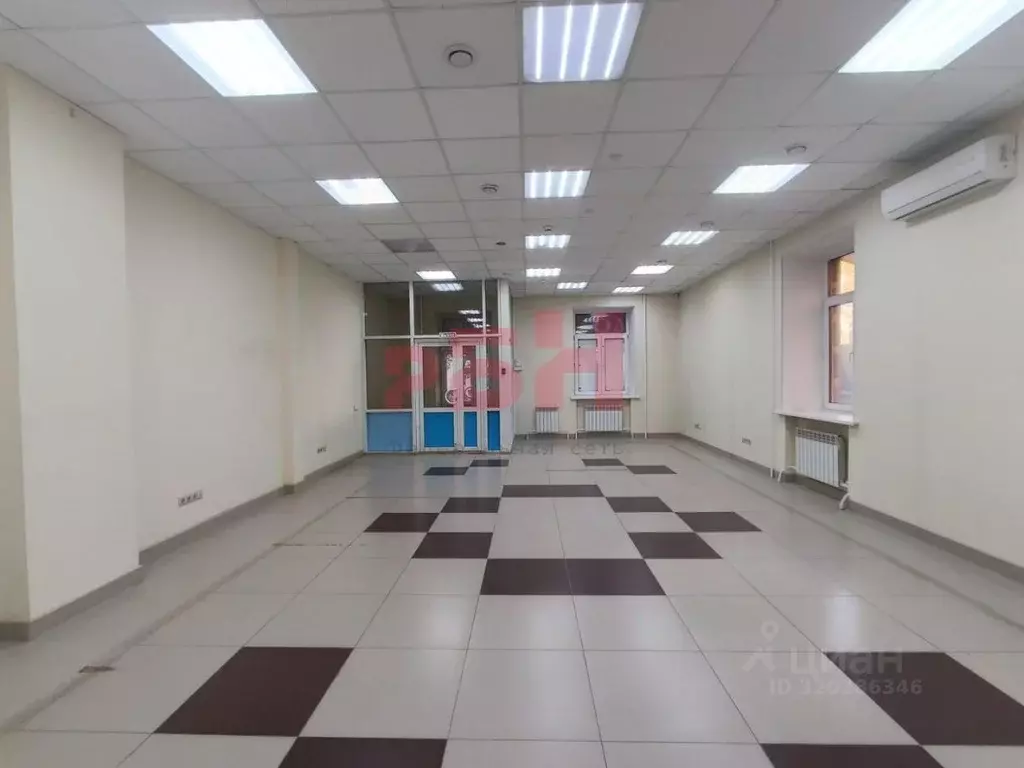 Торговая площадь в Тюменская область, Тюмень Ямская ул., 65 (131 м) - Фото 1