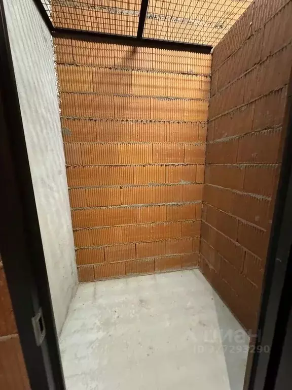 Склад в Свердловская область, Екатеринбург ул. Академика Ландау, 9 (3 ... - Фото 1