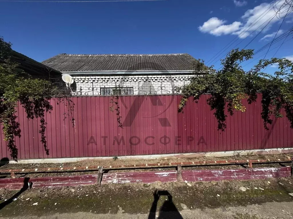 Дом в Краснодарский край, Апшеронск ул. Мищенко (80 м) - Фото 1