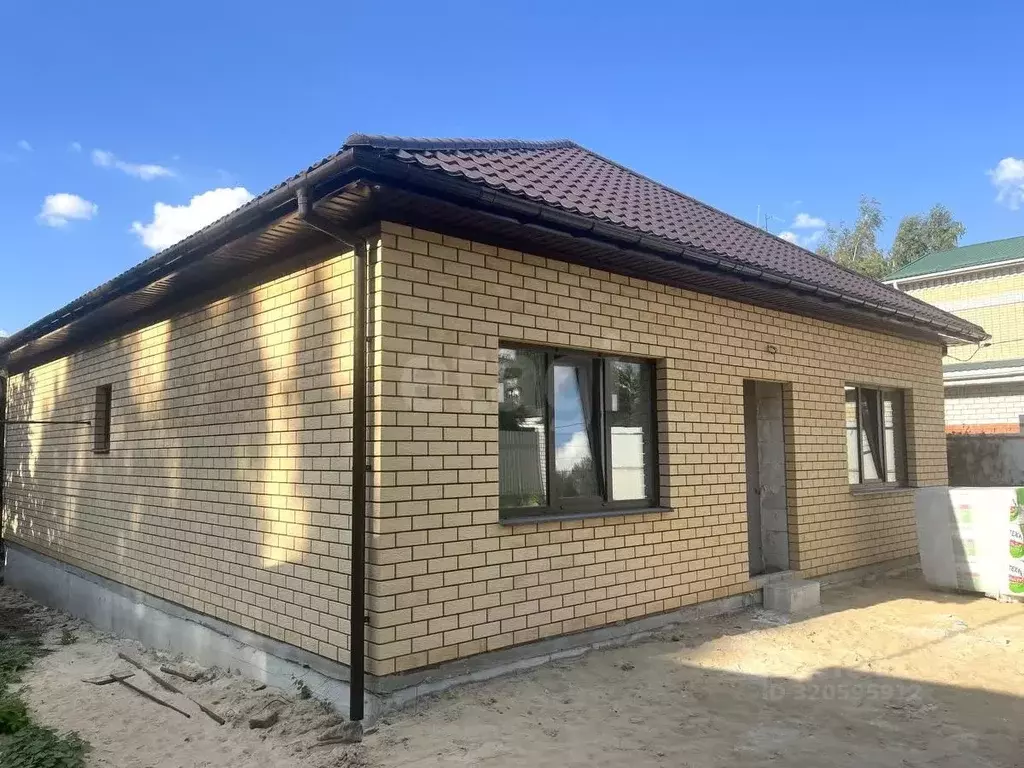 Дом в Саратовская область, Балашов ул. Гагарина, 124 (110 м) - Фото 1