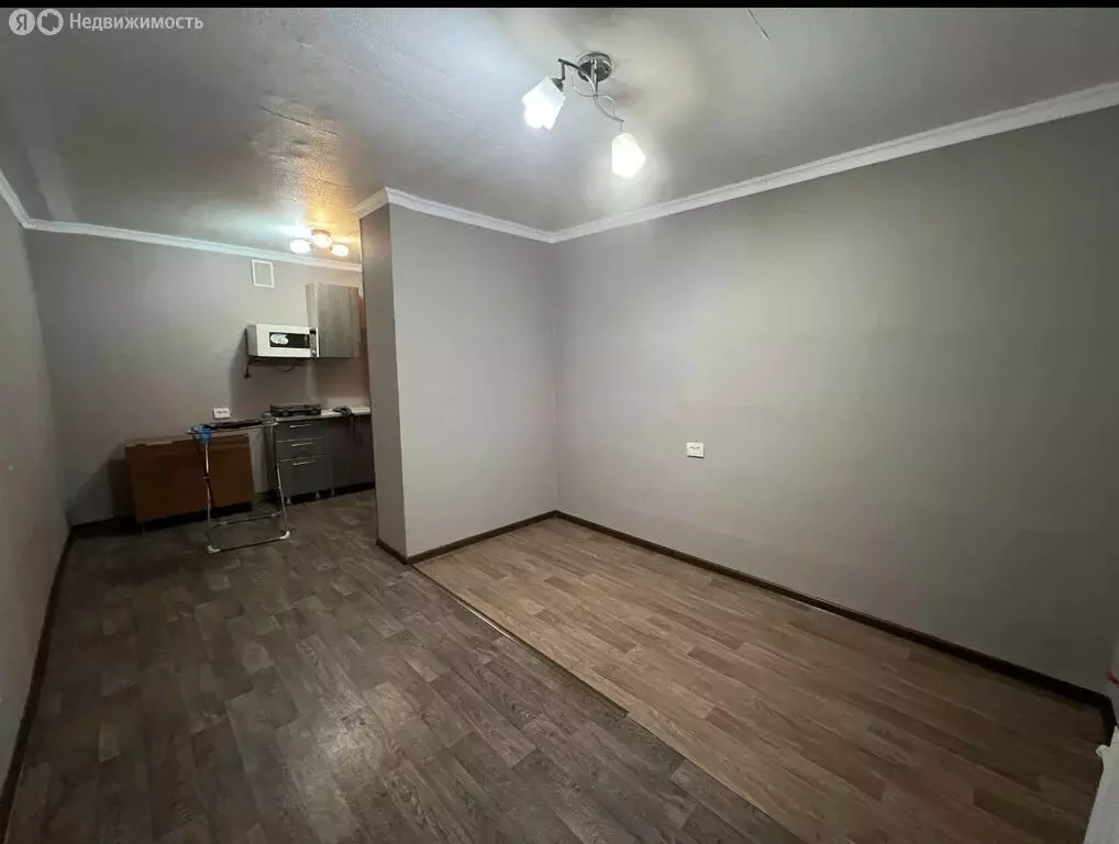 1к в 4-комнатной квартире (18 м) - Фото 1