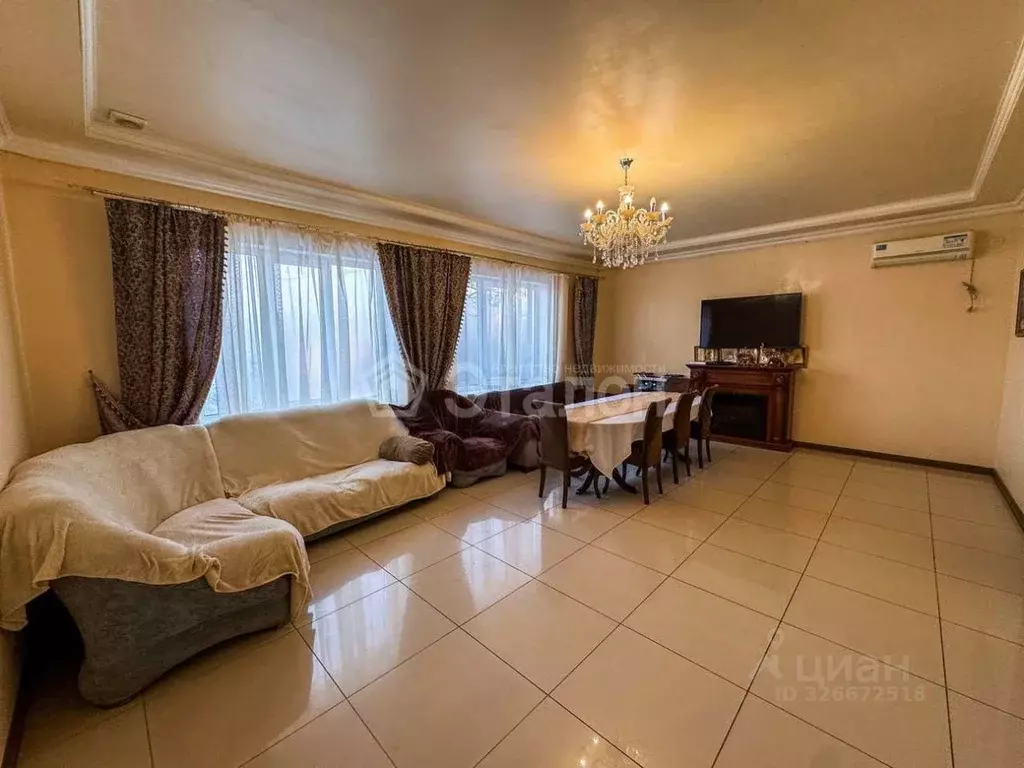 Дом в Волгоградская область, Городище рп ул. Карла Маркса (130 м) - Фото 1