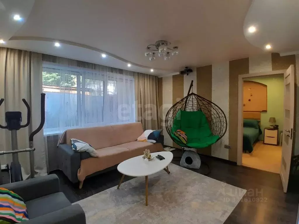 3-к кв. Ханты-Мансийский АО, Ханты-Мансийск ул. Рознина, 72 (66.4 м) - Фото 0