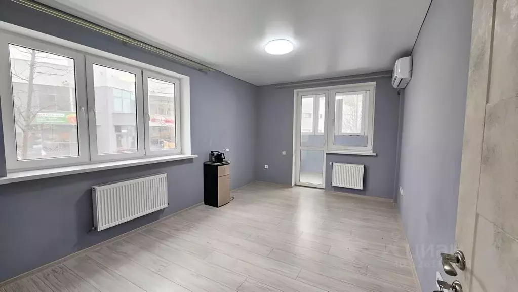 Офис в Краснодарский край, Краснодар ул. Имени В.Н. Мачуги, 166А (42 ... - Фото 0