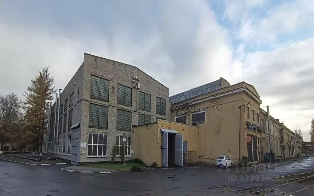 Производственное помещение в Санкт-Петербург просп. Стачек, 47 (2500 ... - Фото 1