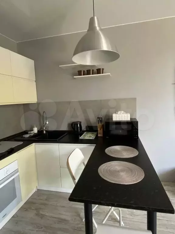 1-к. квартира, 40 м, 6/9 эт. - Фото 1