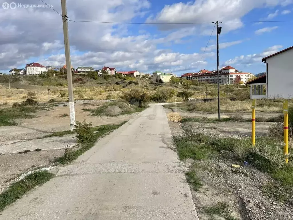 Участок в Судак, улица Якова Кушнира (6.39 м) - Фото 1
