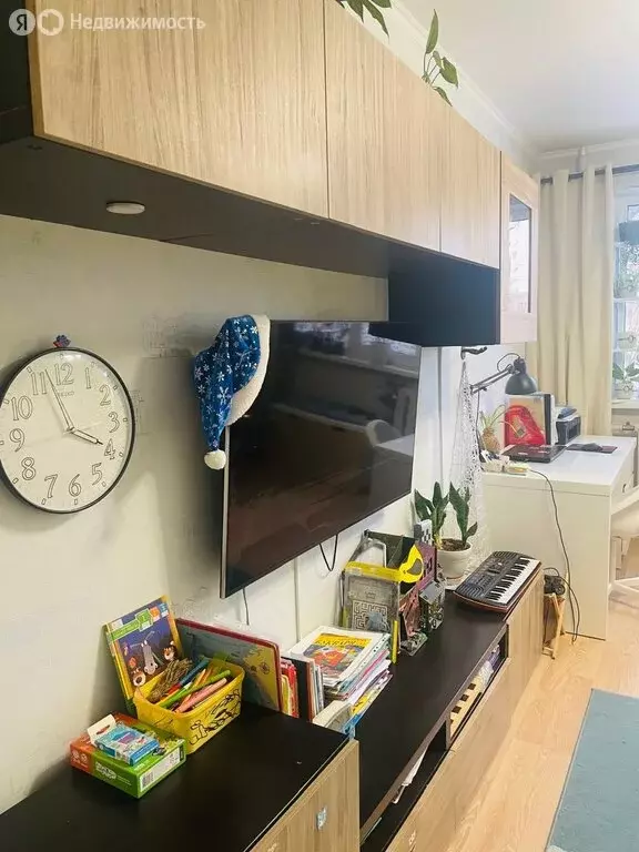 3-комнатная квартира: Псков, улица Киселёва, 18 (64 м) - Фото 1