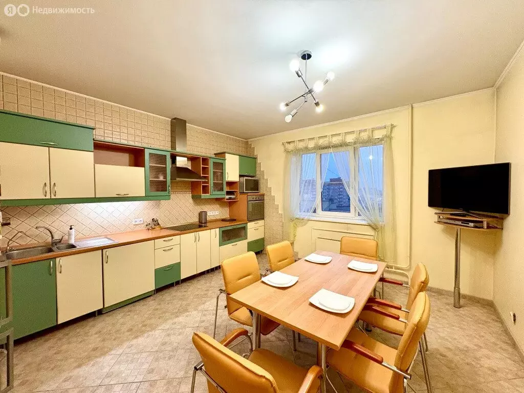 3-комнатная квартира: Раменское, Дергаевская улица, 30 (111.1 м) - Фото 0